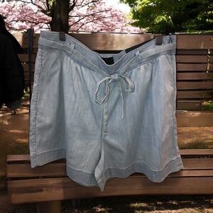 WHBM Extra High-Rise Fluid Tencel 5” Shorts